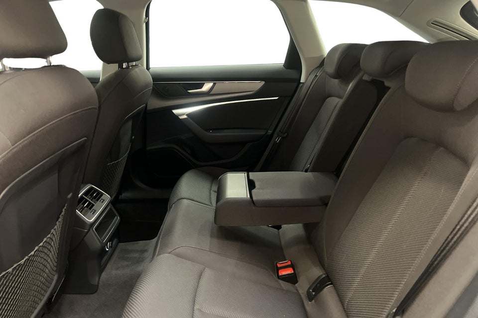 Audi A6 40 TDi Avant S-tr. 5d