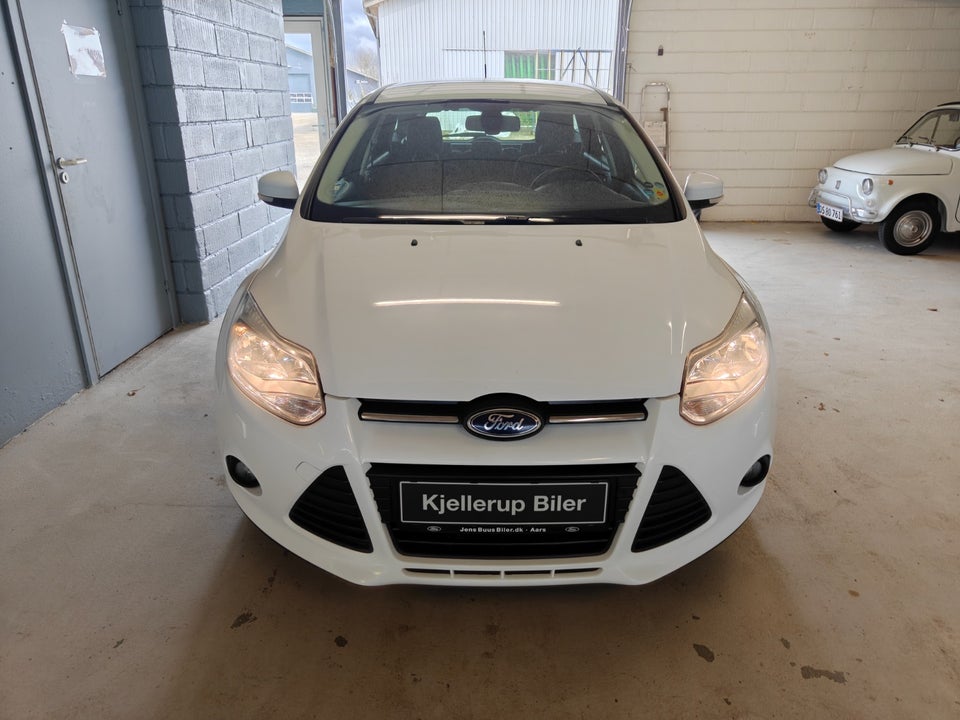 Ford Focus 1,0 SCTi 100 Titanium stc. 5d