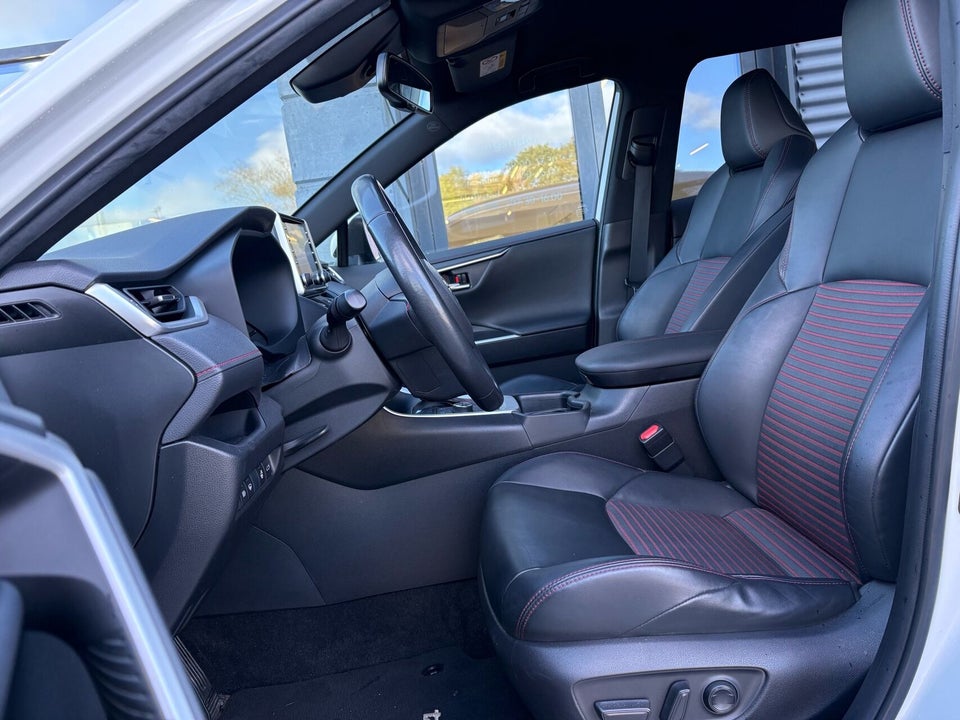 Toyota RAV4 2,5 Plug-in Hybrid H3 Comfort AWD-i 5d