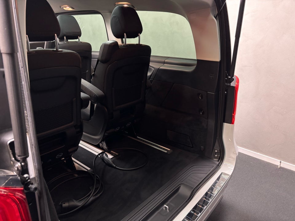 Mercedes EQV300 Avantgarde L