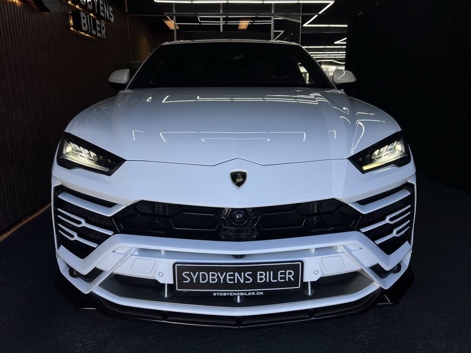 Lamborghini Urus 4,0  5d