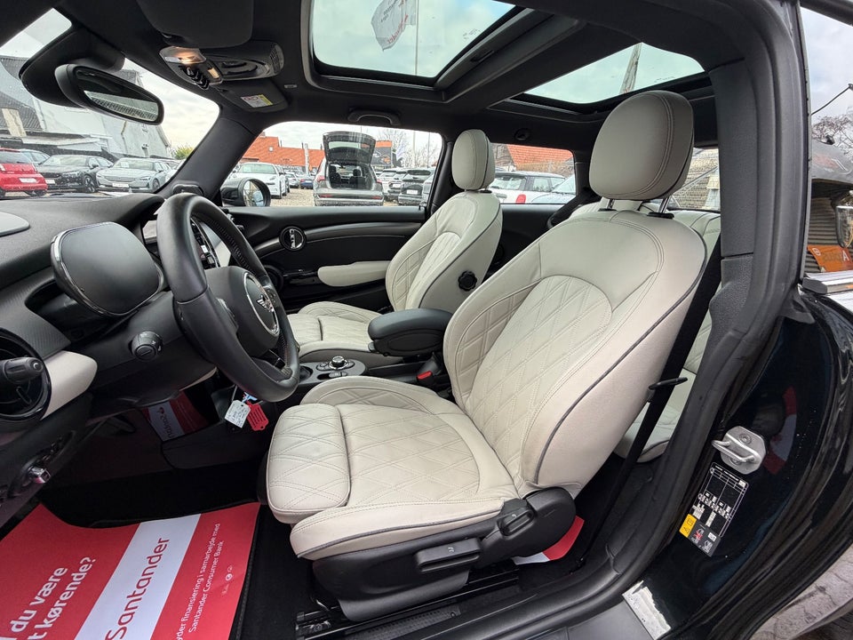 MINI Cooper SE Maximise 3d