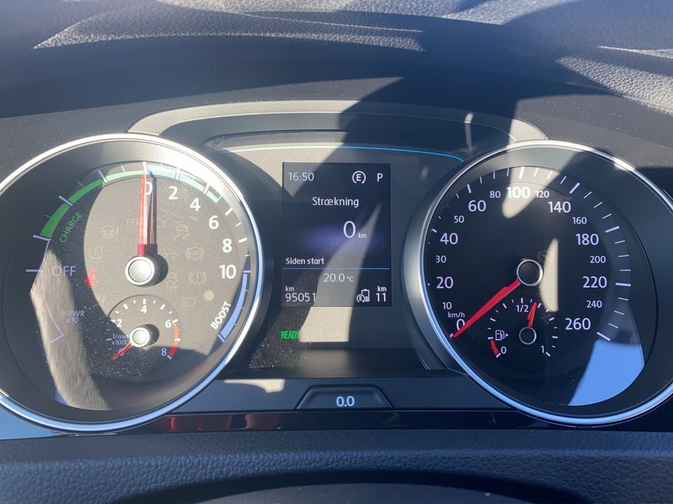 VW Golf VII 1,4 GTE DSG 5d