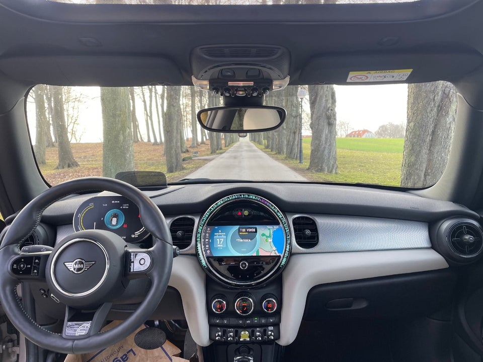 MINI Cooper SE Collection 3d