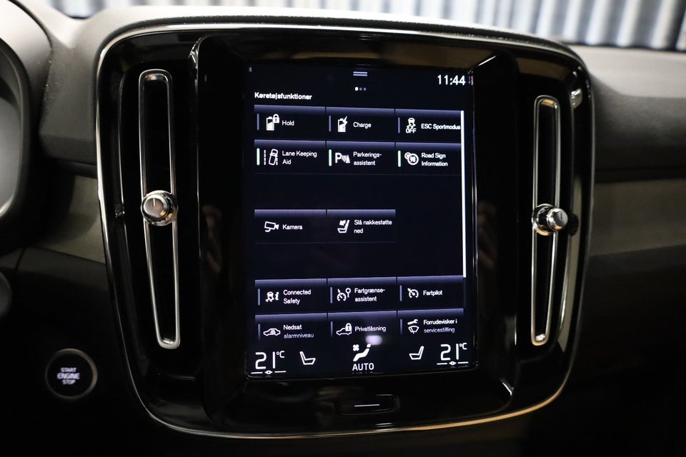 Volvo XC40 1,5 T4 ReCharge Inscription aut. 5d