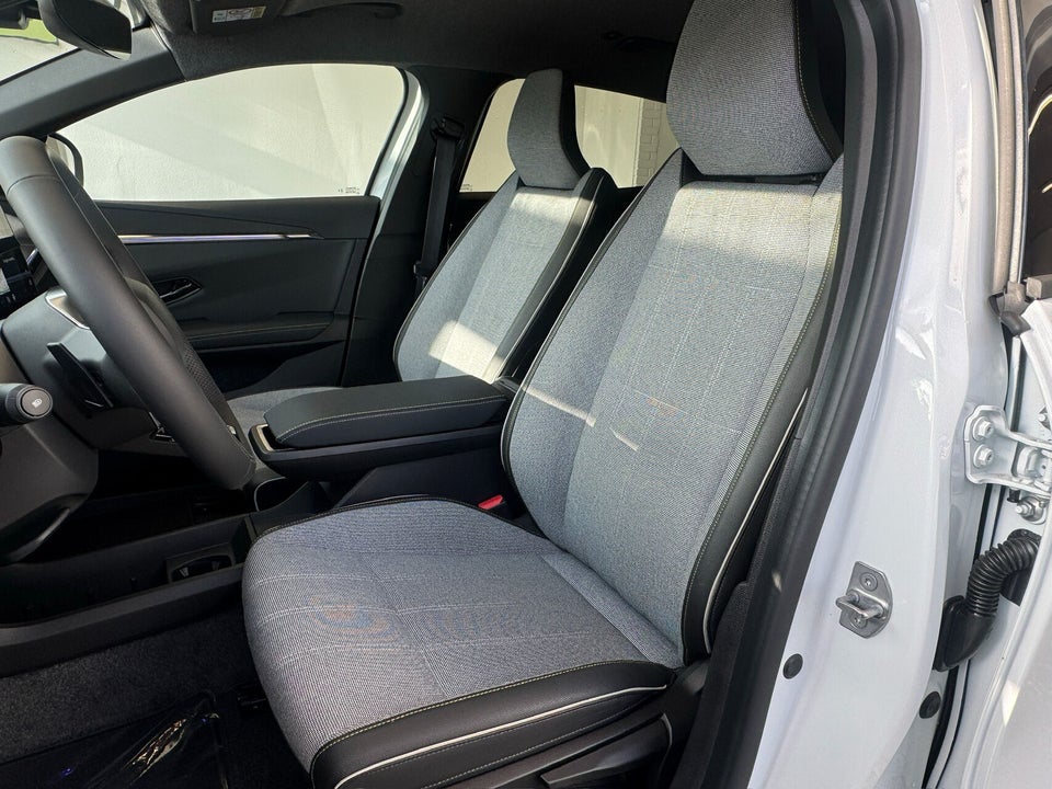 Renault Megane E-Tech 60 Techno 5d
