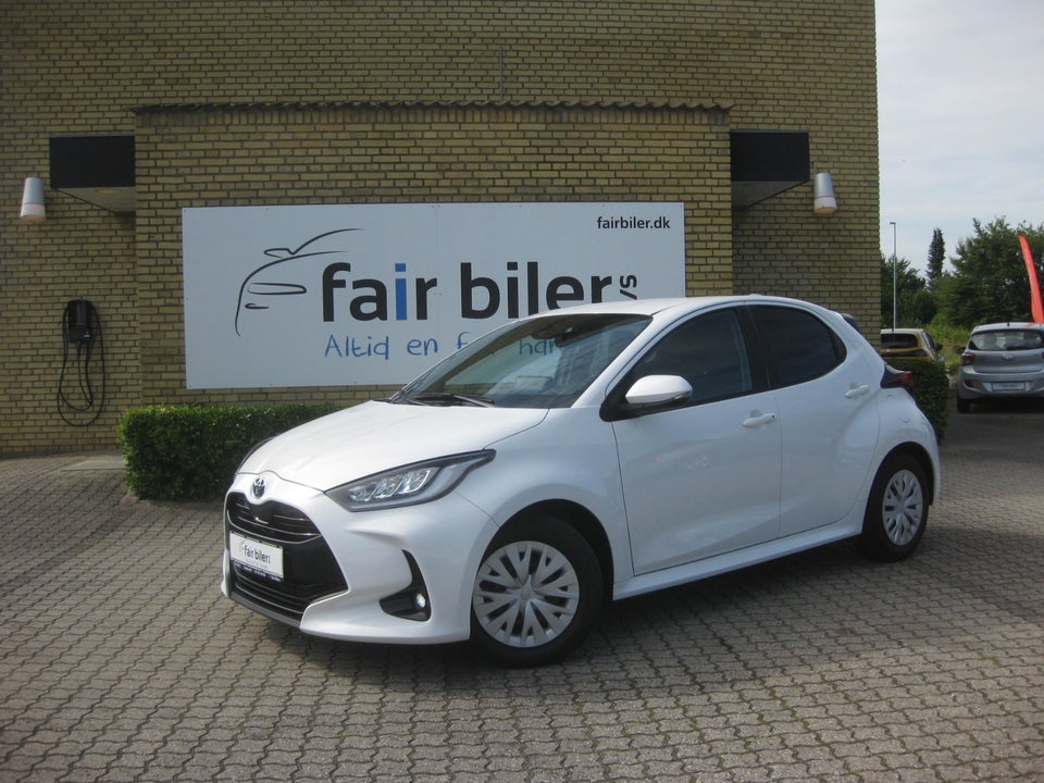 Toyota Yaris 1,5 Hybrid Active e-CVT 5d