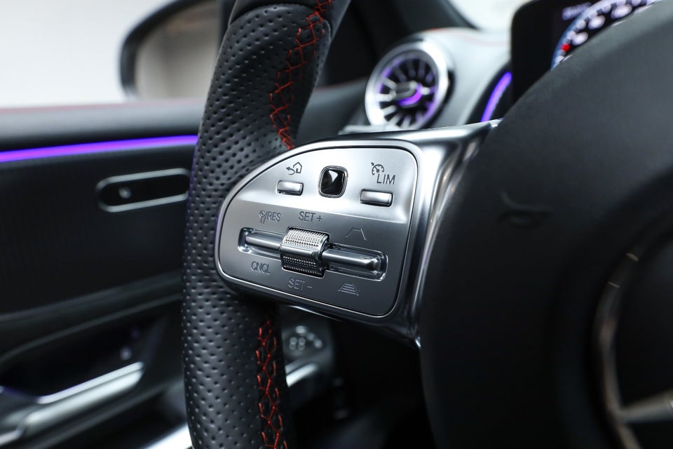 Mercedes EQB350 AMG Line 4Matic 5d