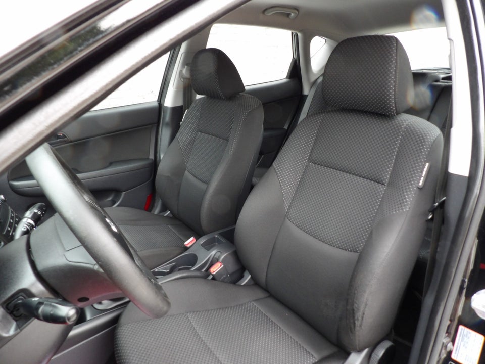 Hyundai i30 1,4 Classic Cool 5d