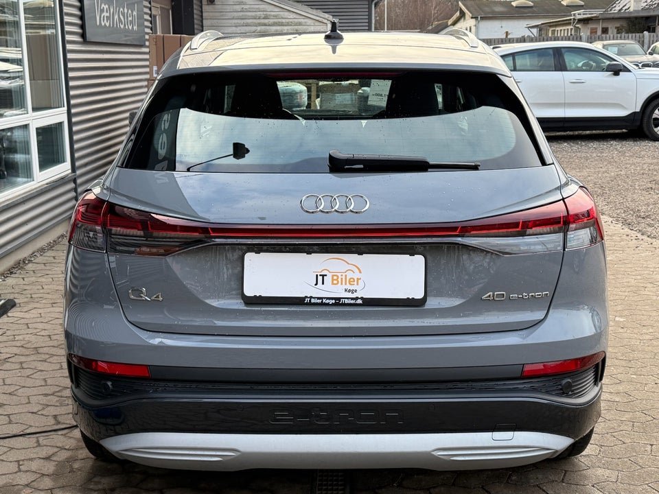 Audi Q4 e-tron 40 Advanced 5d