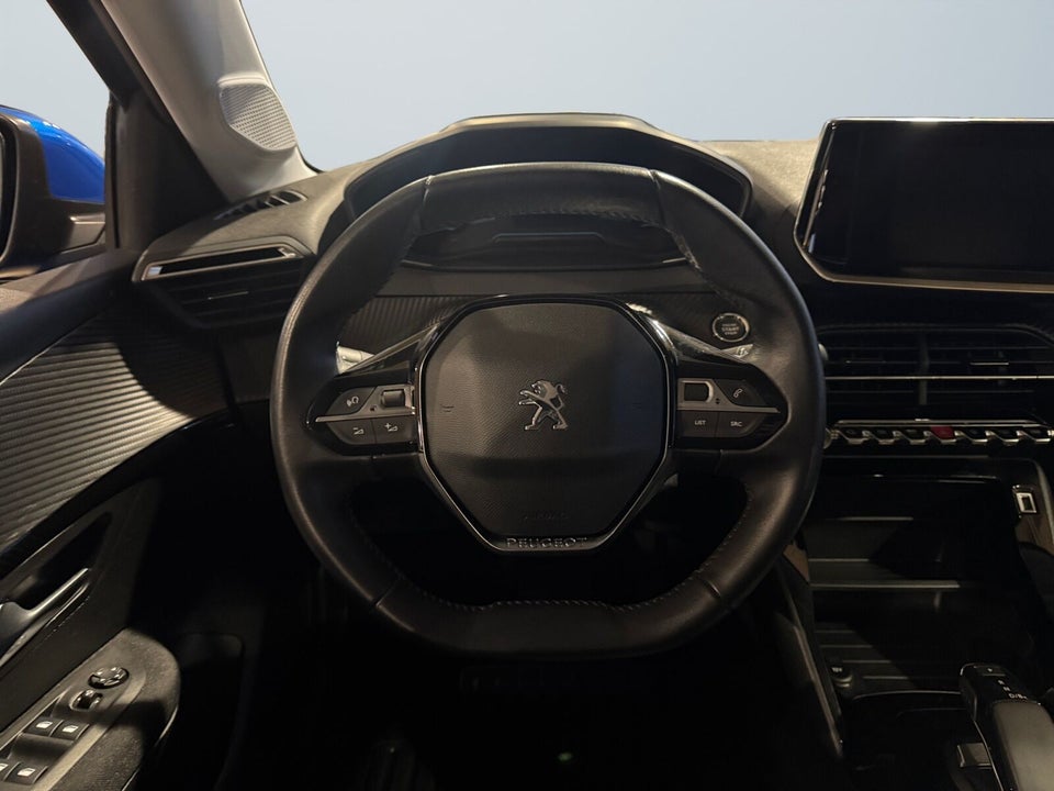 Peugeot e-208 50 Active 5d