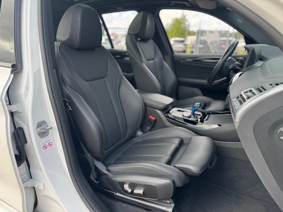 BMW iX3 Charged M-Sport 5d