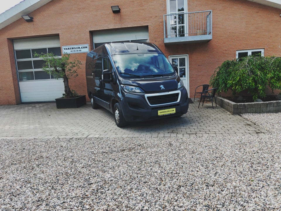 Peugeot Boxer 335 2,0 BlueHDi 130 L2H2