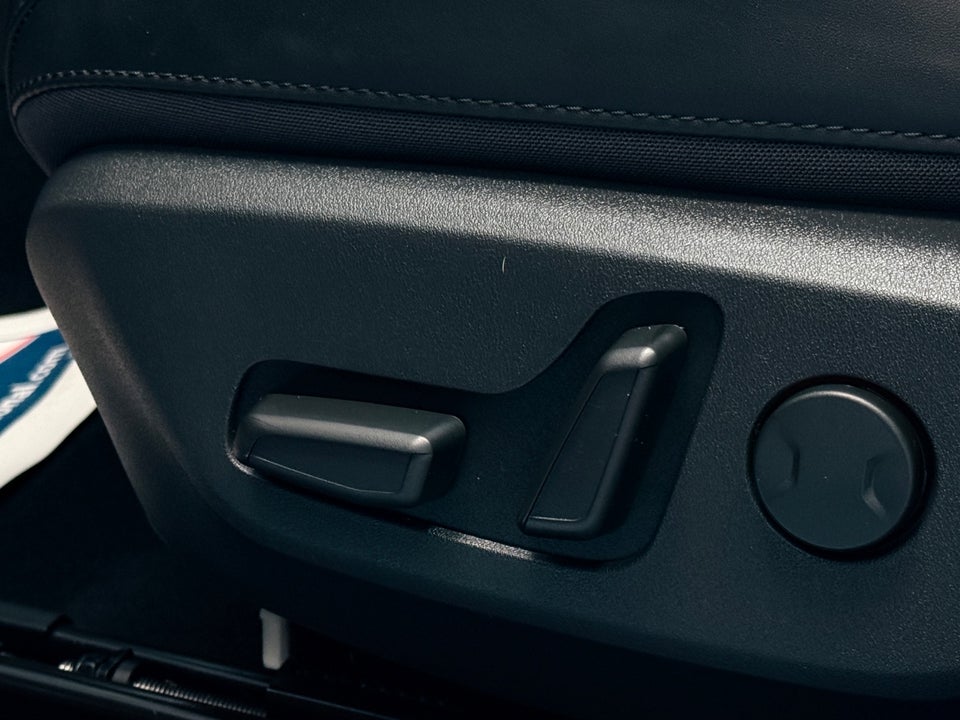 Kia Niro 64 EV Upgrade 5d