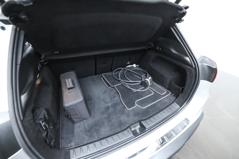 Mercedes EQA350 AMG Line 4Matic 5d