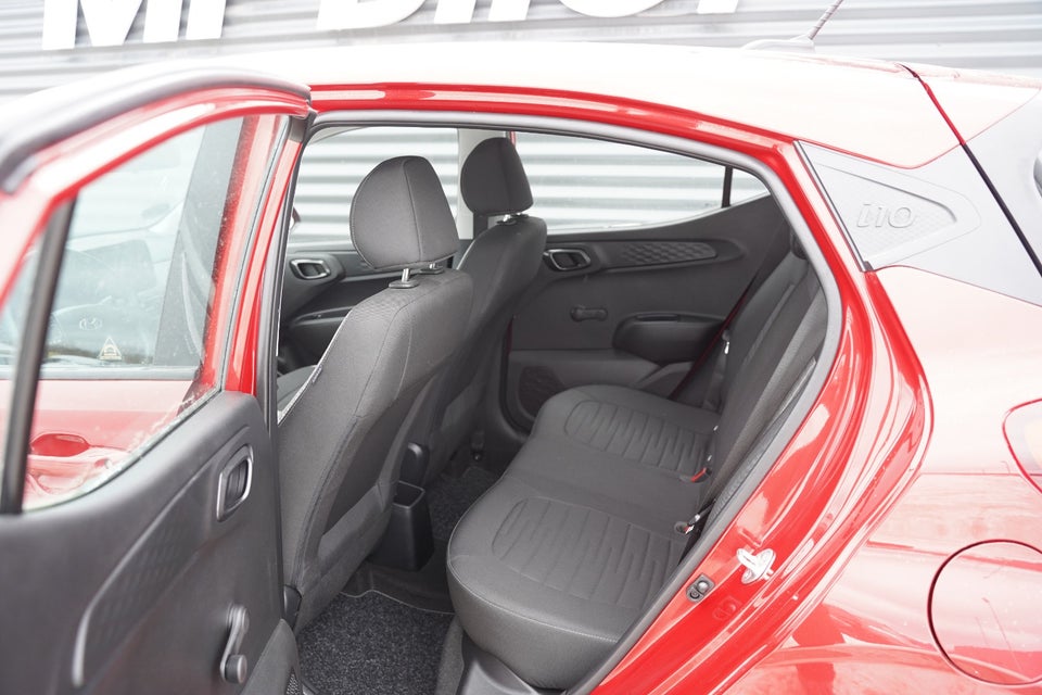 Hyundai i10 1,0 MPi Essential AMT 5d