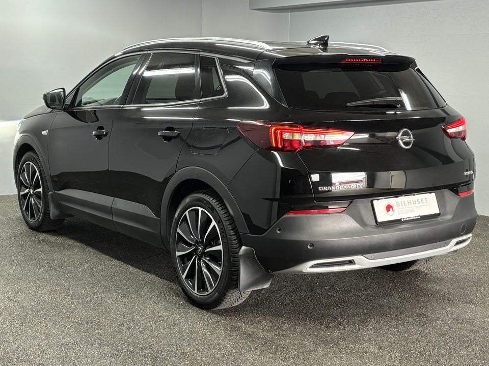 Opel Grandland X 1,6 Hybrid Innovation aut. 5d