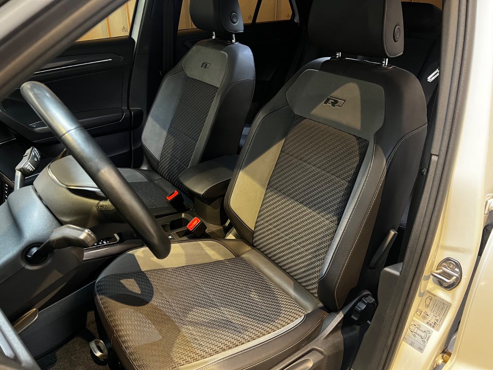 VW T-Roc 1,5 TSi 150 R-line DSG 5d