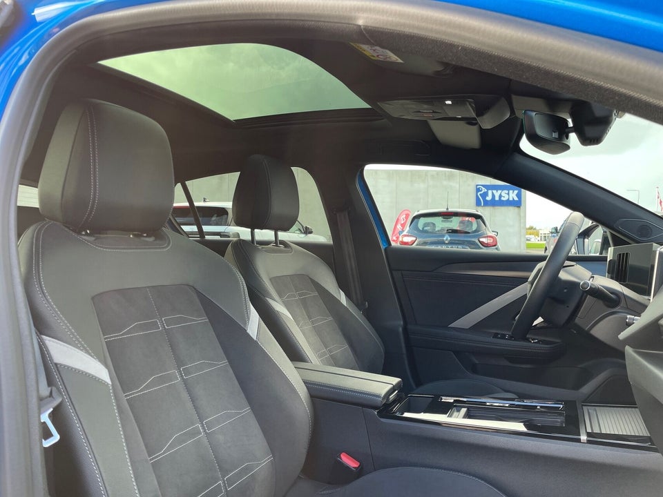 Opel Astra-e 54 Ultimate 5d