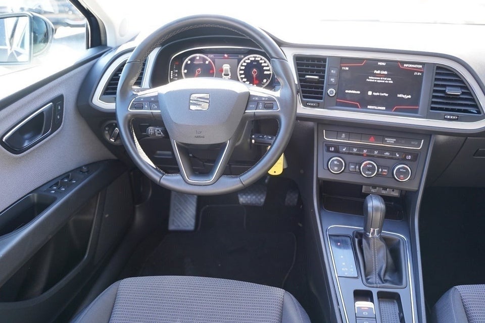 Seat Leon 1,6 TDi 115 Style ST DSG 5d