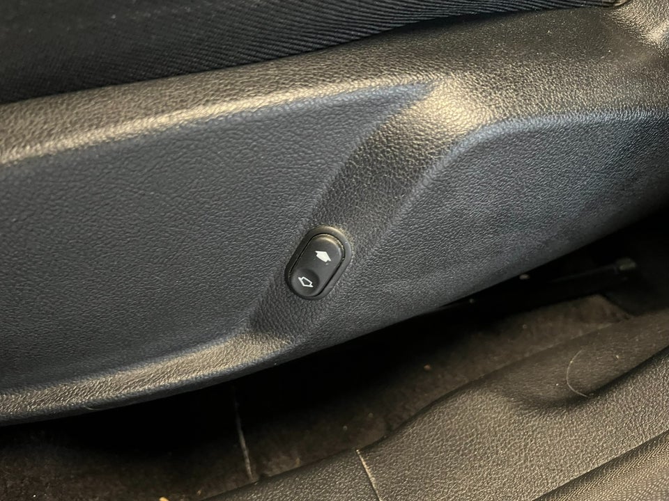 Ford Mondeo 1,6 Ti-VCT 125 Trend 4d