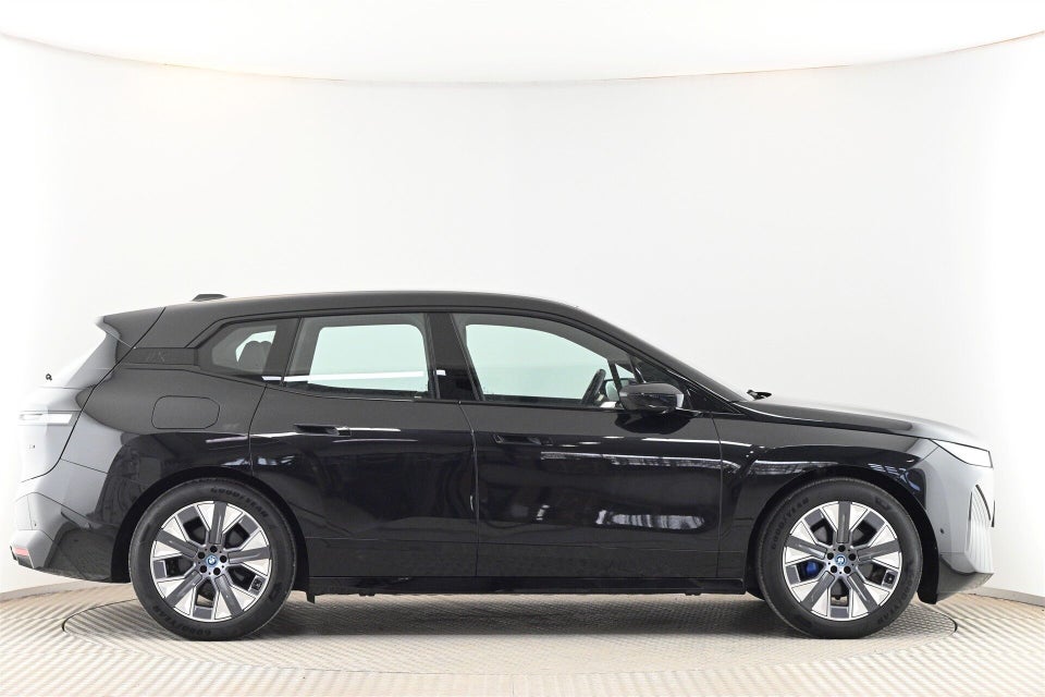 BMW iX xDrive40 Fully Charged 5d