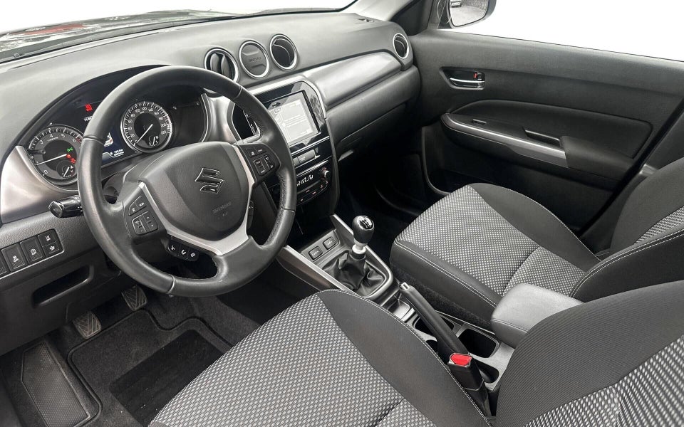 Suzuki Vitara 1,4 Boosterjet Active 5d