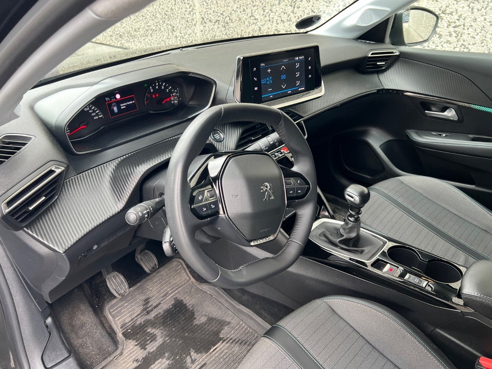 Peugeot 208 1,2 PureTech 100 Allure 5d