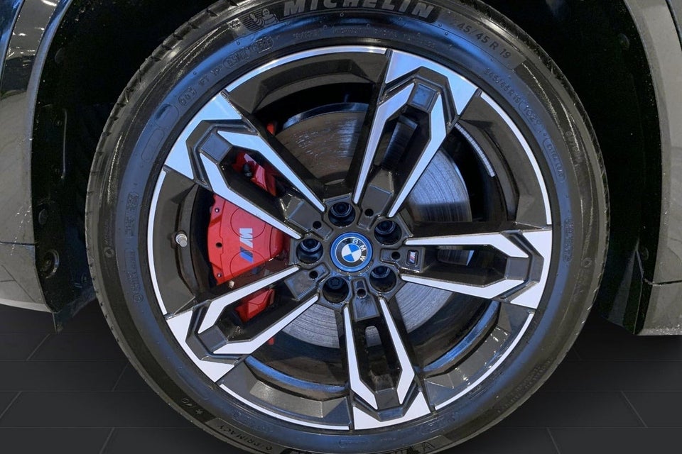 BMW iX1 eDrive20 M-Sport Pro 5d