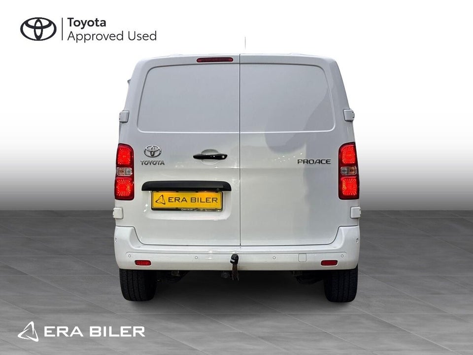 Toyota ProAce 2,0 D 177 Medium Comfort Master aut. 6d