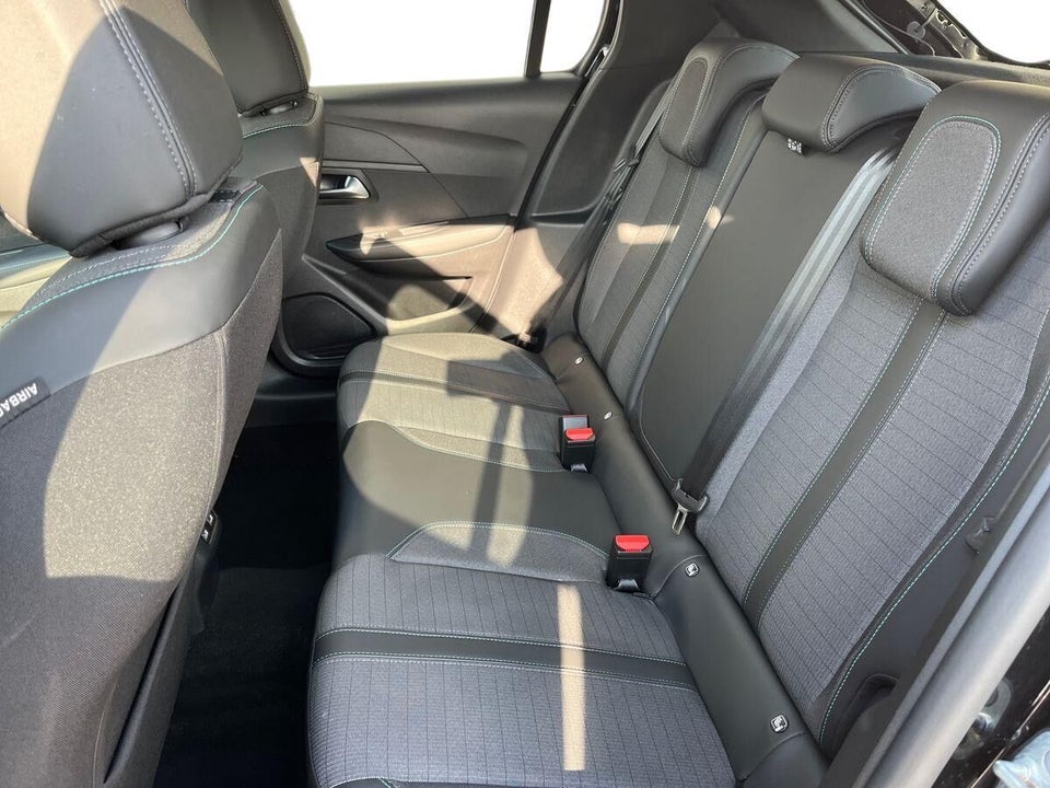 Peugeot 208 1,2 PureTech 100 Allure Pack 5d