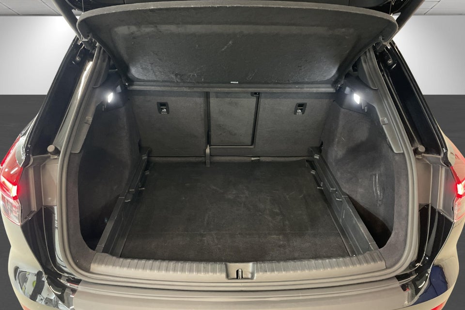 Audi Q4 e-tron 40 S-line 5d