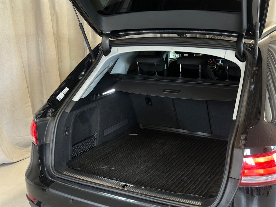 Audi A4 2,0 TDi 150 Avant S-tr. 5d