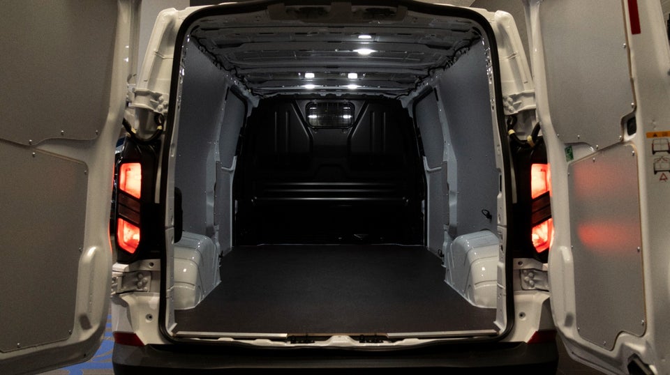 Ford Transit Custom 320L 2,5 PHEV Trend CVT