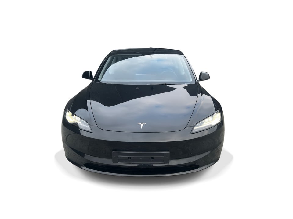 Tesla Model 3 Long Range AWD 4d