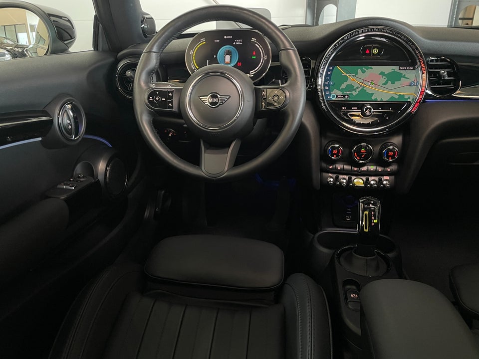 MINI Cooper SE Maximise 3d