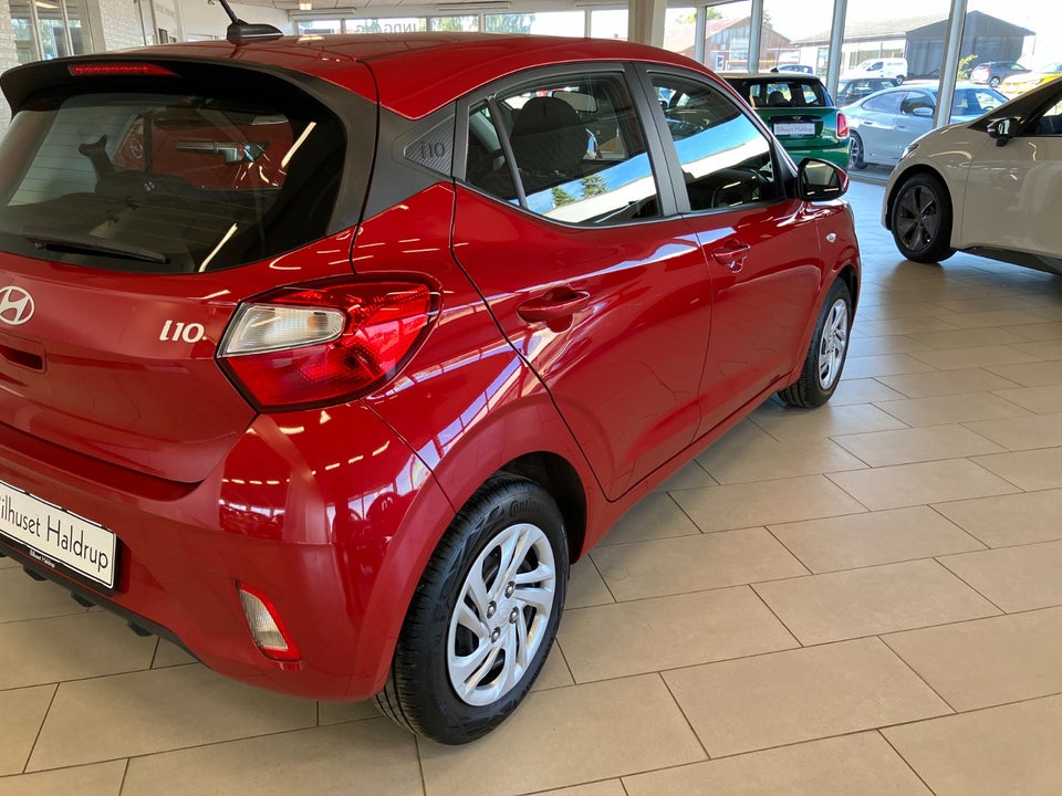 Hyundai i10 1,0 MPi Essential 5d