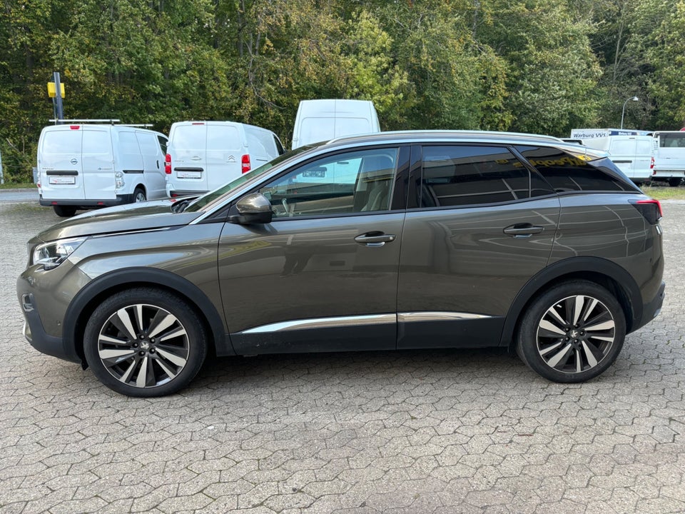 Peugeot 3008 1,2 e-THP 130 Allure 5d