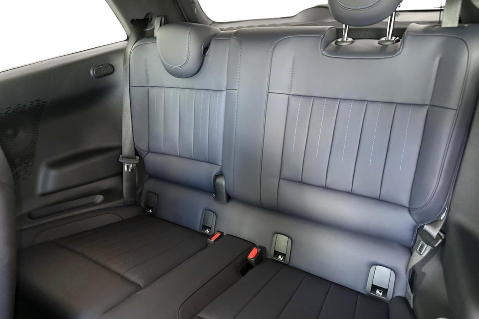MINI Cooper SE Favoured Trim XL 3d