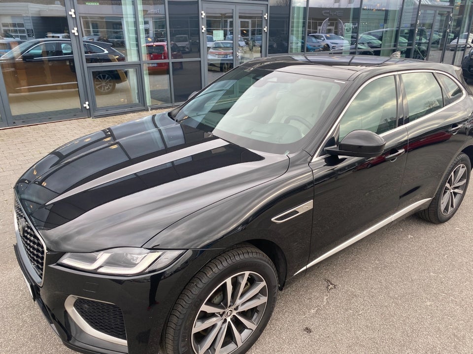 Jaguar F-Pace 2,0 P400e R-Dynamic S aut. 5d