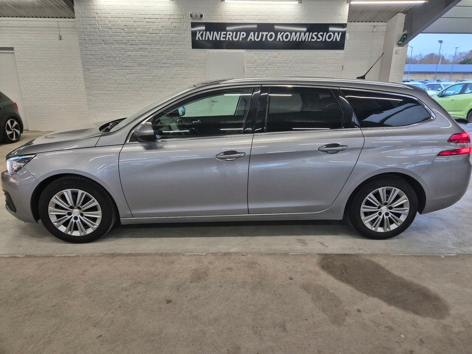 Peugeot 308 1,5 BlueHDi 130 Allure+ SW 5d