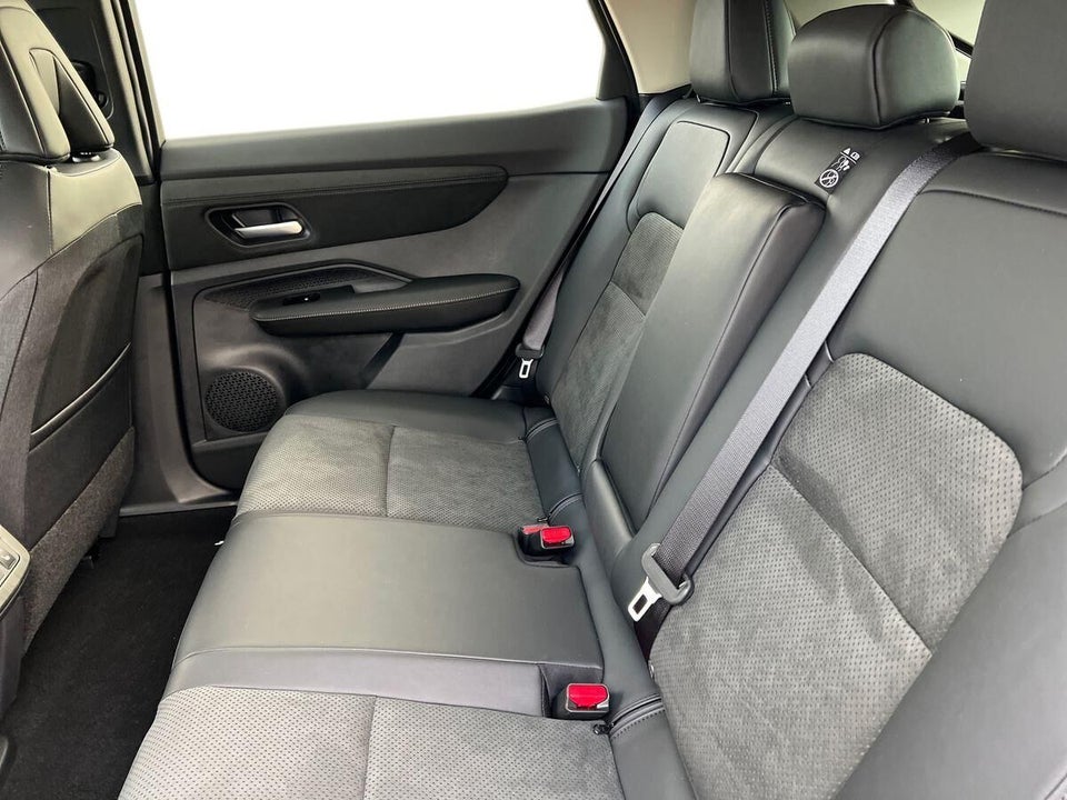 Nissan Ariya 87 Evolve 5d