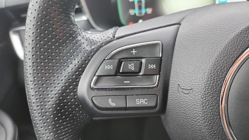 MG Marvel R Performance 5d