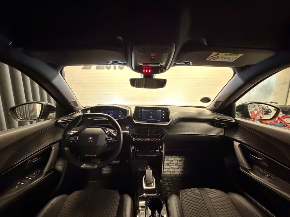Peugeot e-2008 50 GT Line Electric 5d