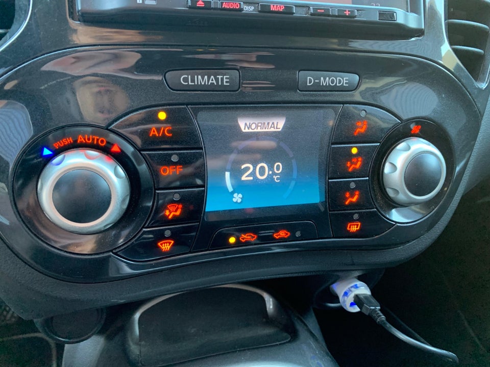 Nissan Juke 1,6 Acenta CVT 5d