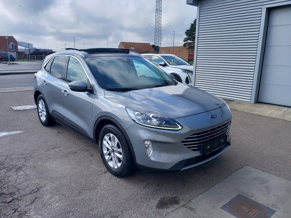 Ford Kuga 2,5 PHEV Titanium X CVT 5d