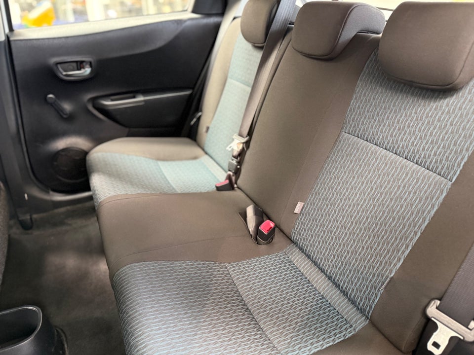 Toyota Yaris 1,0 VVT-i T1 Style 5d