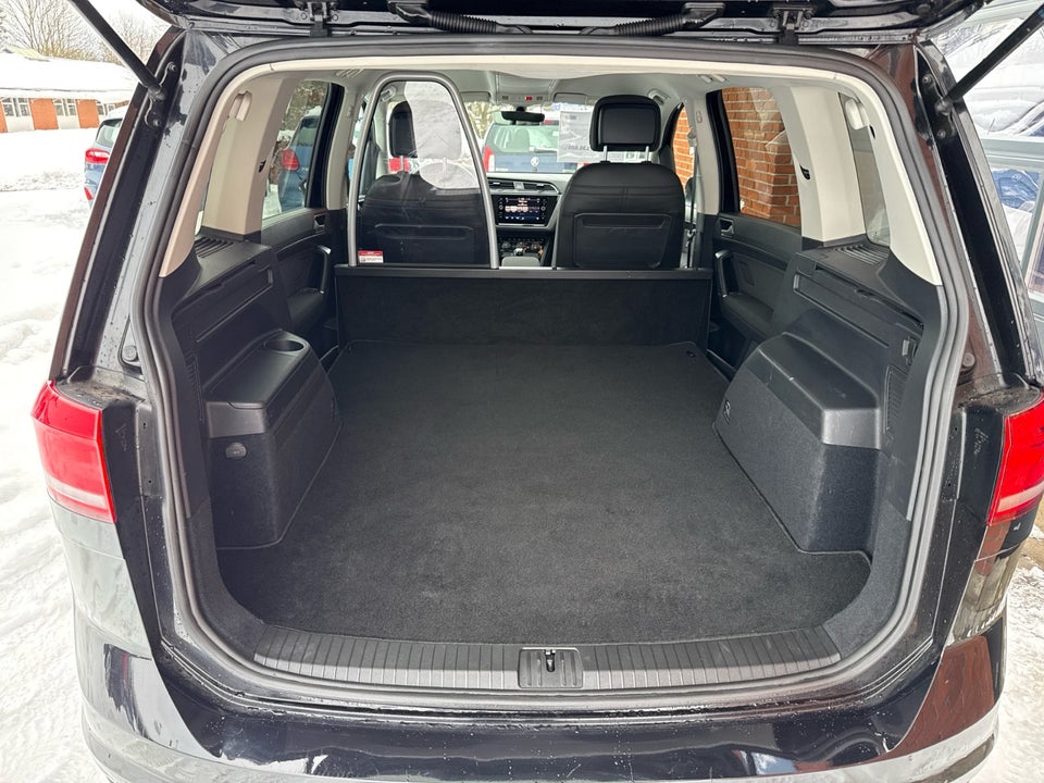 VW Touran 2,0 TDi 122 Comfortline Van 5d