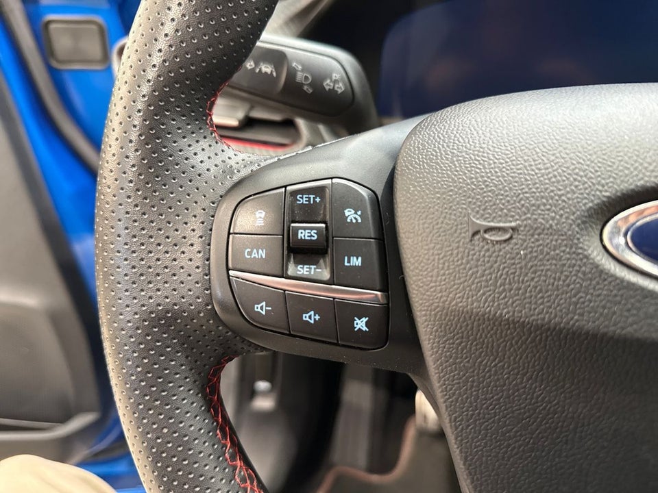 Ford Puma 1,0 EcoBoost mHEV ST-Line X 5d