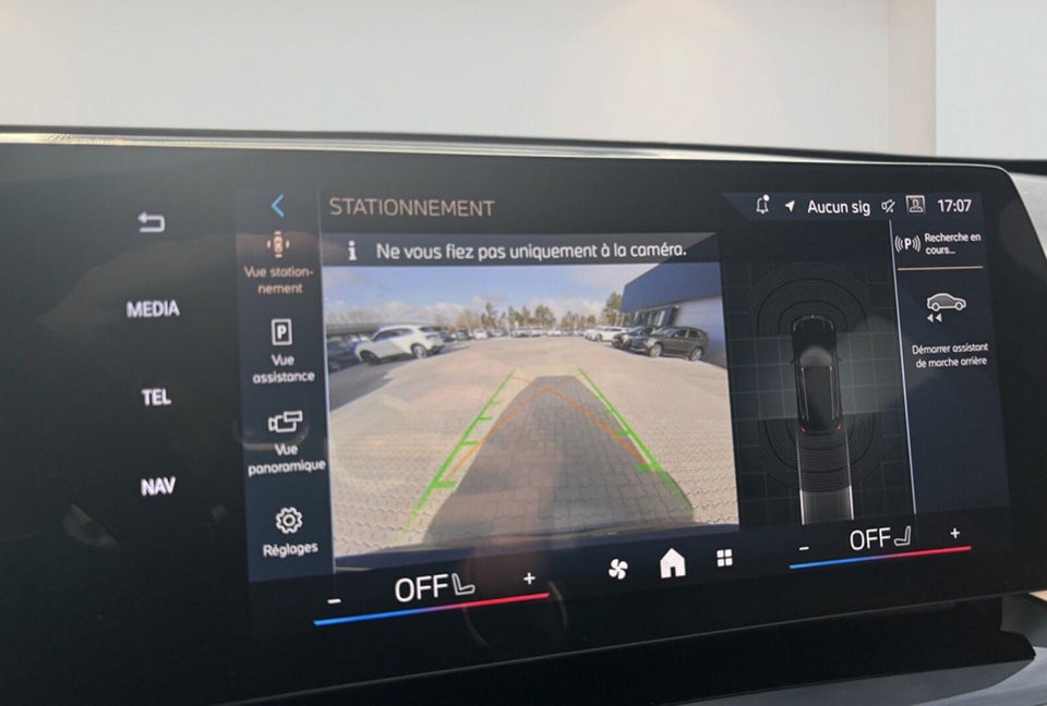 BMW iX1 eDrive20 X-Line 5d